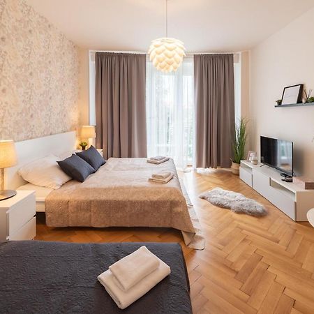 Luxury Apartment In Prime Location Prague Ngoại thất bức ảnh